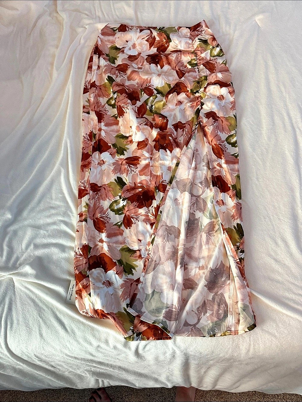 Abercrombie & Fitch Floral Satin Cinched Midi Skirt Pink & White Small